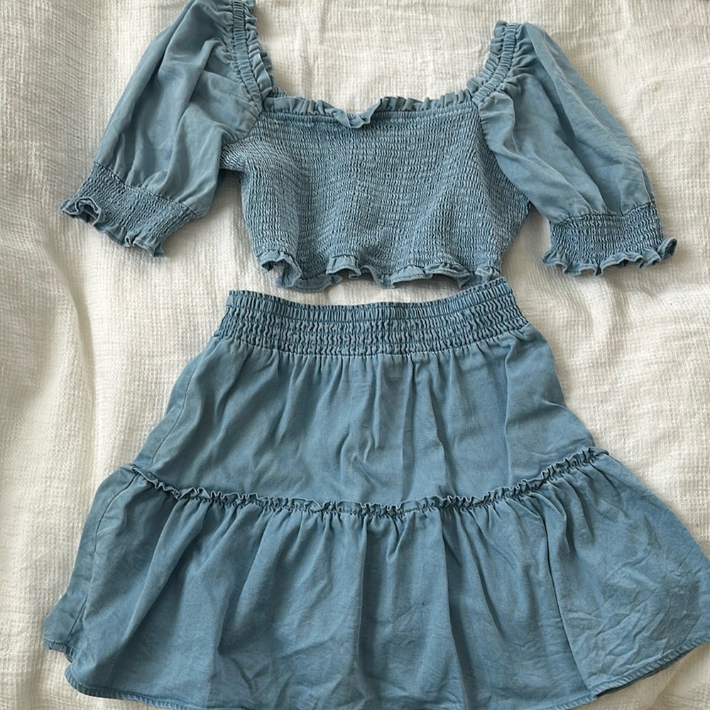 Bar III skirt set